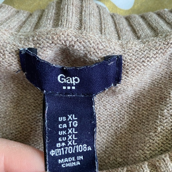 Gap Striped Sweater - Picture 4 of 8